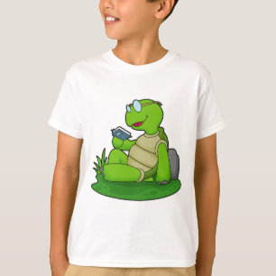 T-shirt Turtle Reading Book
