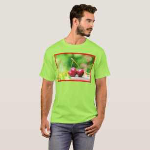 T-shirt "Two Cherries Fruit" Belle Photo. Commandez dès ma