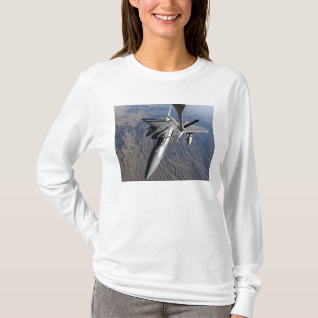T-shirt Un aigle F-15 de l'US Air Force (Devant)