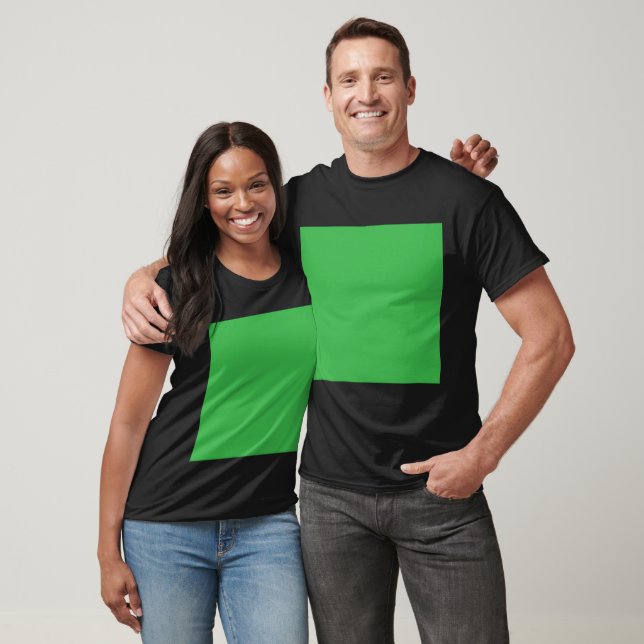 T-shirt un arrière - plan vert avec une bordure blanche (Unisexe)