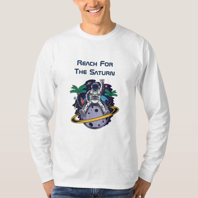 T-shirt Un Astronaute Drôle Assis Sur Saturne (Devant)