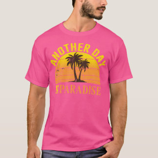 T-shirt Un Autre Jour Au Paradis
