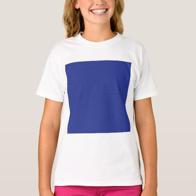 T-shirt un avion volant dans le ciel avec un fond bleu (Devant)