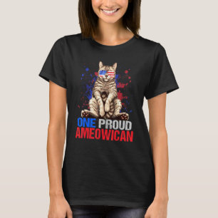 T-shirt Un Chat Américain Fière Avec Drapeau Américain Sol