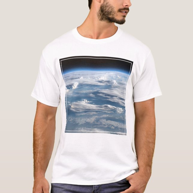 T-shirt Un ciel nuageux au-dessus du Soudan (Devant)
