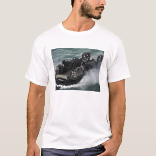 T-shirt Un coussin d'air d'embarcation de débarquement de 