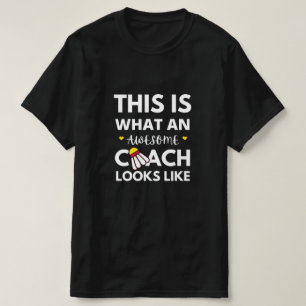 T-shirt Un Entraîneur de Badminton génial Citation amusant