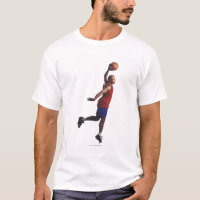 un jeune joueur de basket de mâle adulte vole