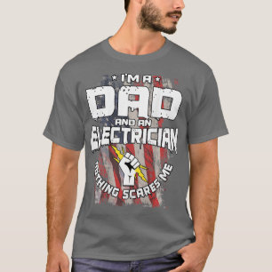 T-shirt Un Père Électricien Conception Sur Le Dos De Vêtem
