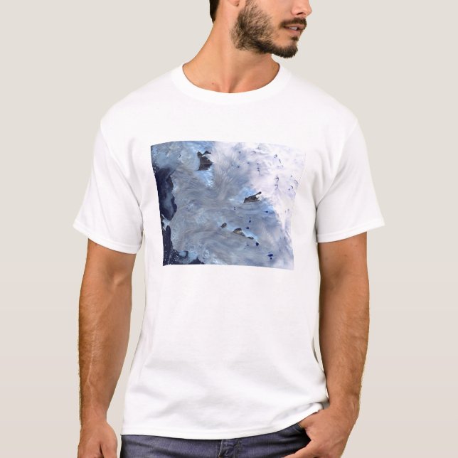 T-shirt Un petit champ de glaciers entoure la baie de Baff (Devant)