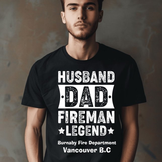 T-shirt Un pompier porte une chemise légende (Créateur téléchargé)