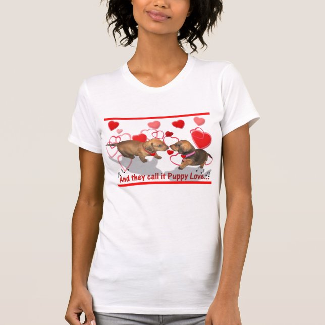 T-shirt Un tee - shirt d'amour de chiot (Devant)