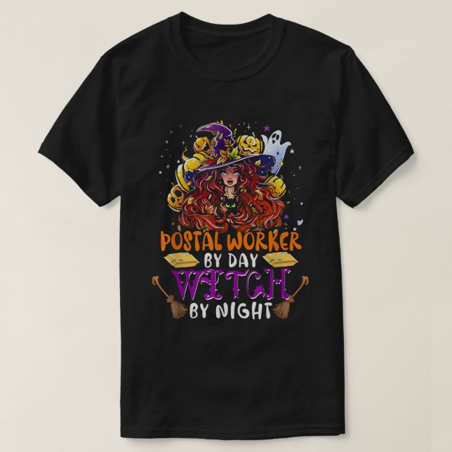 T-shirt Un Travailleur Postal Par Sorcière Jour Par Nuit D (Design devant)