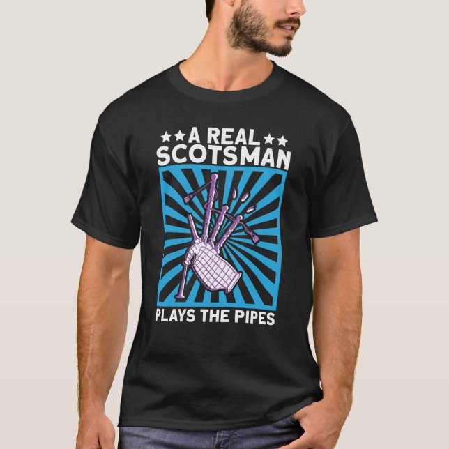 T-shirt Un Véritable Écossais Joue Les Tuyaux Écossais Et  (Devant)