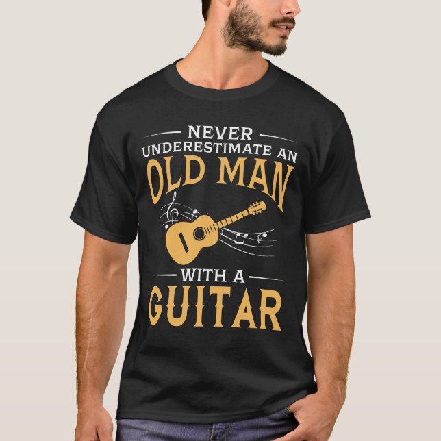 T-shirt Un vieil homme avec une guitare (Devant)