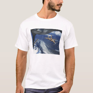 T-shirt Une Armée de l'Air d'USA F-15C Eagle se plaçant