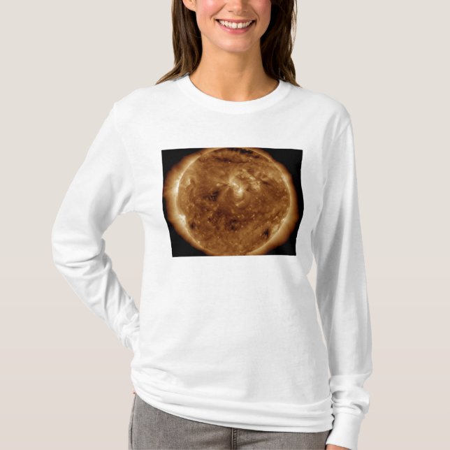 T-shirt Une faille sombre dans l'atmosphère du soleil (Devant)