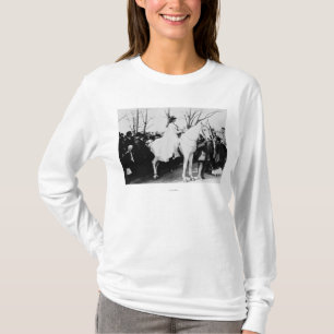 T-shirt Une femme à cheval Parade de suffrage de la femme