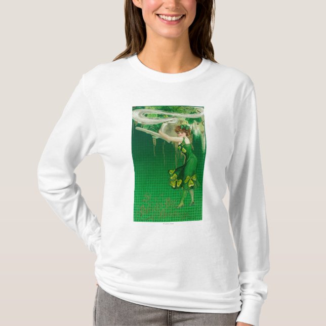 T-shirt Une femme en vert tenant une scène de tuyau (Devant)