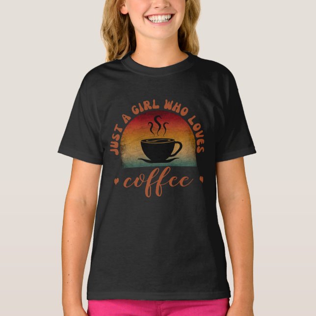 T-SHIRT UNE FILLE QUI AIME LE CAFÉ (Devant)