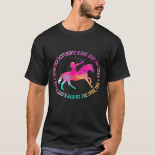 T-shirt Une Fille Qui Peut Manipuler Un Cheval Et Une Bow 