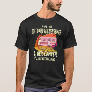 T-shirt Une Fille Son Manteau Doux Faisait Roue Terrier Et