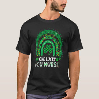T-shirt Une infirmière de réanimation chanceuse Saint-Patr