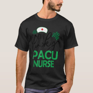 T-shirt Une Infirmière Lucky Pacu St Patrick S Day Femmes 