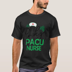 T-shirt Une infirmière Pacu chanceuse St Patrick Fête des