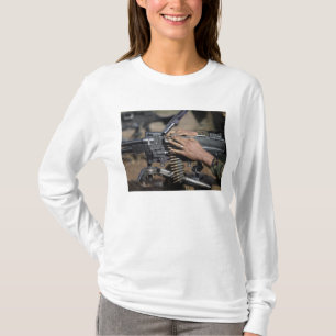 T-shirt Une marine charge heure du matin - mitrailleuse