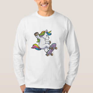 T-shirt Unicorne comme patineur avec skateboard