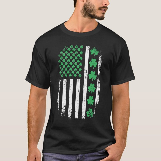 T-shirt US American flag with shamrocks for St Patricks da (Devant)