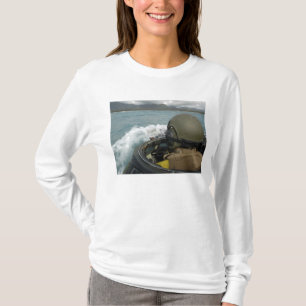 T-shirt US Marine conduit un véhicule d'assaut amphibie