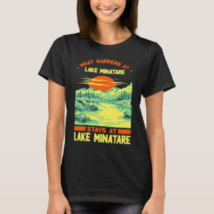 T-shirt Vacances au lac de pêche en bateau camping Lake Mi