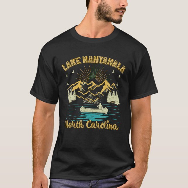 T-shirt Vacances d'été Retro Mountain North Carolina Nant (Devant)