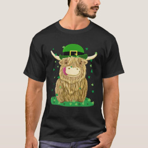 T-shirt Vache des Highlands Écossais avec trèfle de la Sai