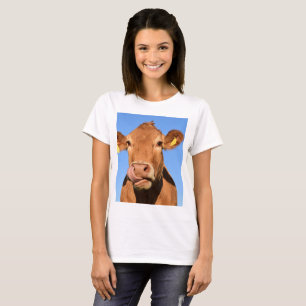 T-shirt Vache du Jersey léchant son nez