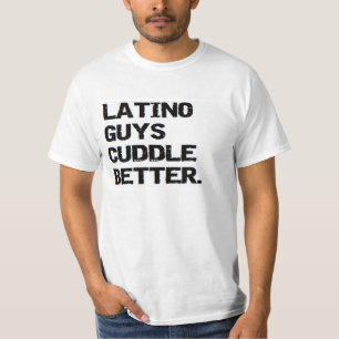 T-shirt valentine : les types de latino caressent mieux