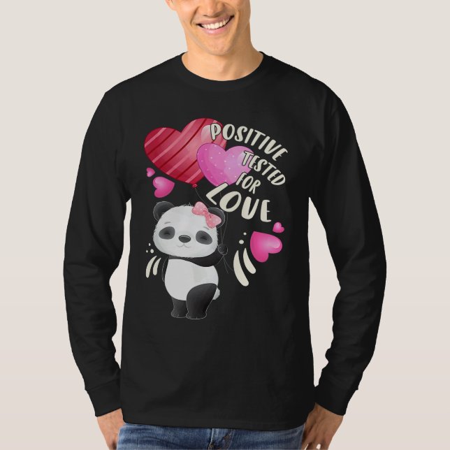 T-shirt Valentine's day panda bear with hearts (Devant)