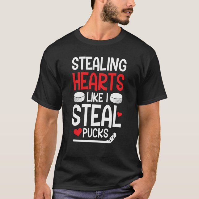 T-shirt Valentineu2019s Day Hockey Stealing Hearts Like I  (Devant)