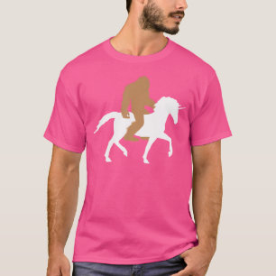 T-shirt Vêtements Sasquatch Bigfoot sur licorne à cheval