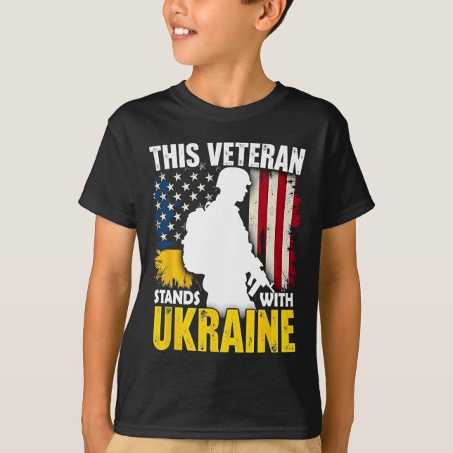 T-shirt Vétéran se tient avec l'Ukraine - Américain patrio (Devant)