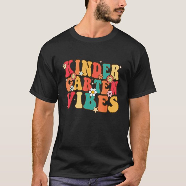 T-shirt Vibes De Jardin D'Enfants Équipage D'Enfants Rétro (Devant)