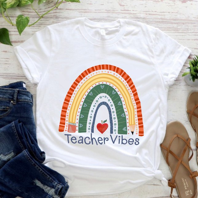 T-shirt Vibes de l'enseignant mignon Inspiribilité arc-en- (Créateur téléchargé)