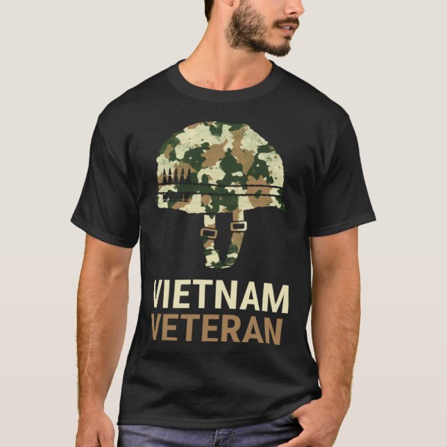 T-shirt Vietnam Veteran Camo Helmet (Devant)