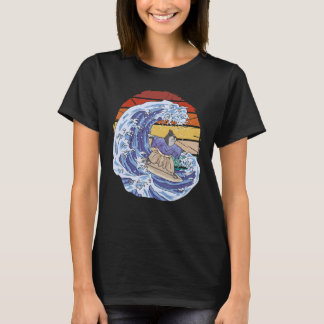 T-shirt Vintage cat surfing a wave wearing Japanese tradit