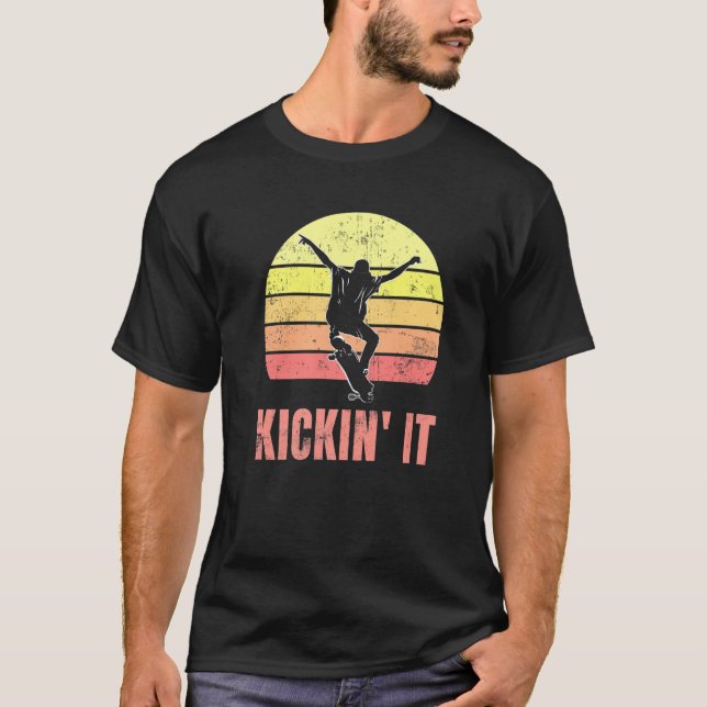 T-shirt Vintage Retro Skateboard Skull Skateboarding   (Devant)