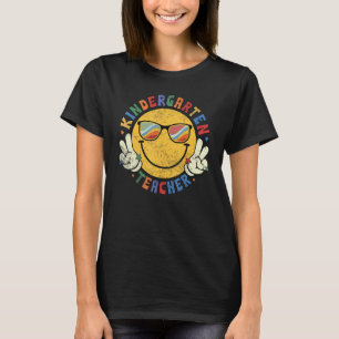 T-shirt Visage heureux groovy sourire professeur de matern