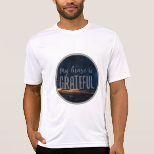 T-shirt vision positive du travail et de l'acceptation de 