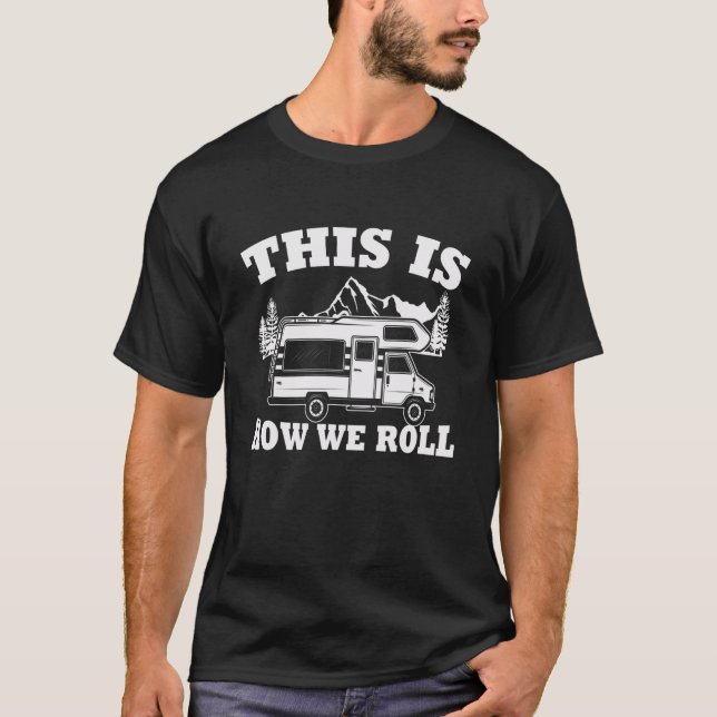 T-shirt Voici Comment Nous Roulons Famille Correspondant V (Devant)